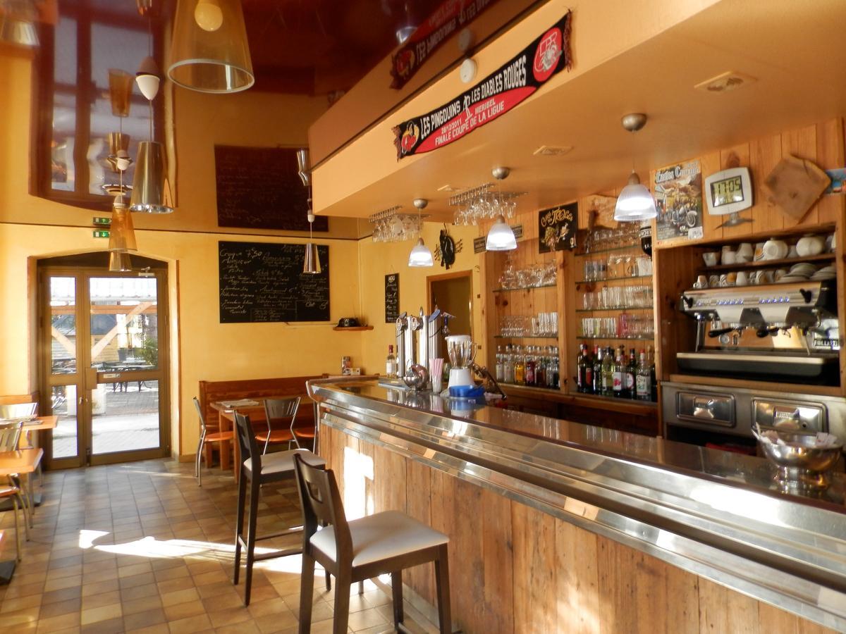 Hotel La Gare LʼArgentière-la-Bessée المظهر الخارجي الصورة