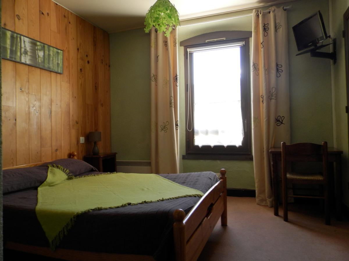 Hotel La Gare LʼArgentière-la-Bessée المظهر الخارجي الصورة