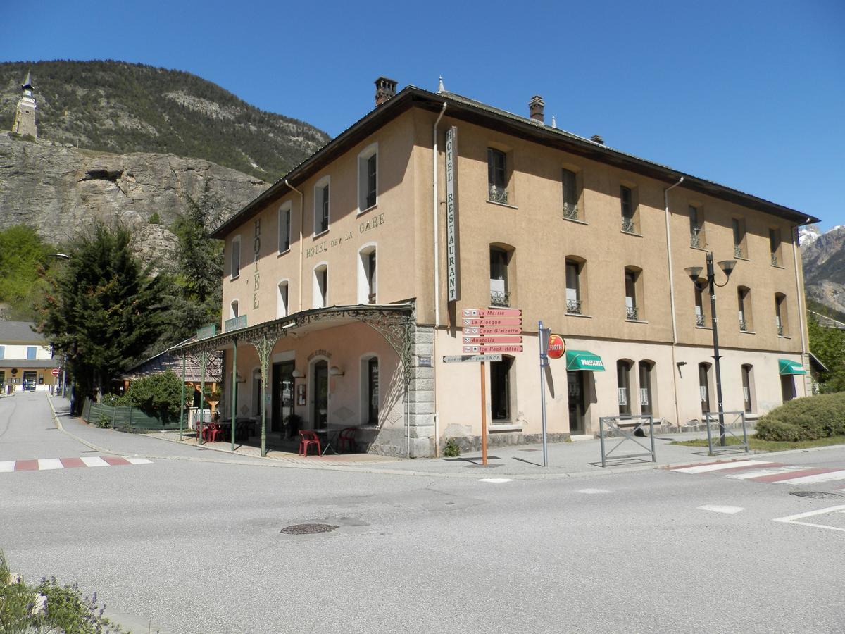 Hotel La Gare LʼArgentière-la-Bessée المظهر الخارجي الصورة
