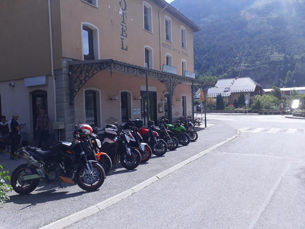 Hotel La Gare LʼArgentière-la-Bessée المظهر الخارجي الصورة